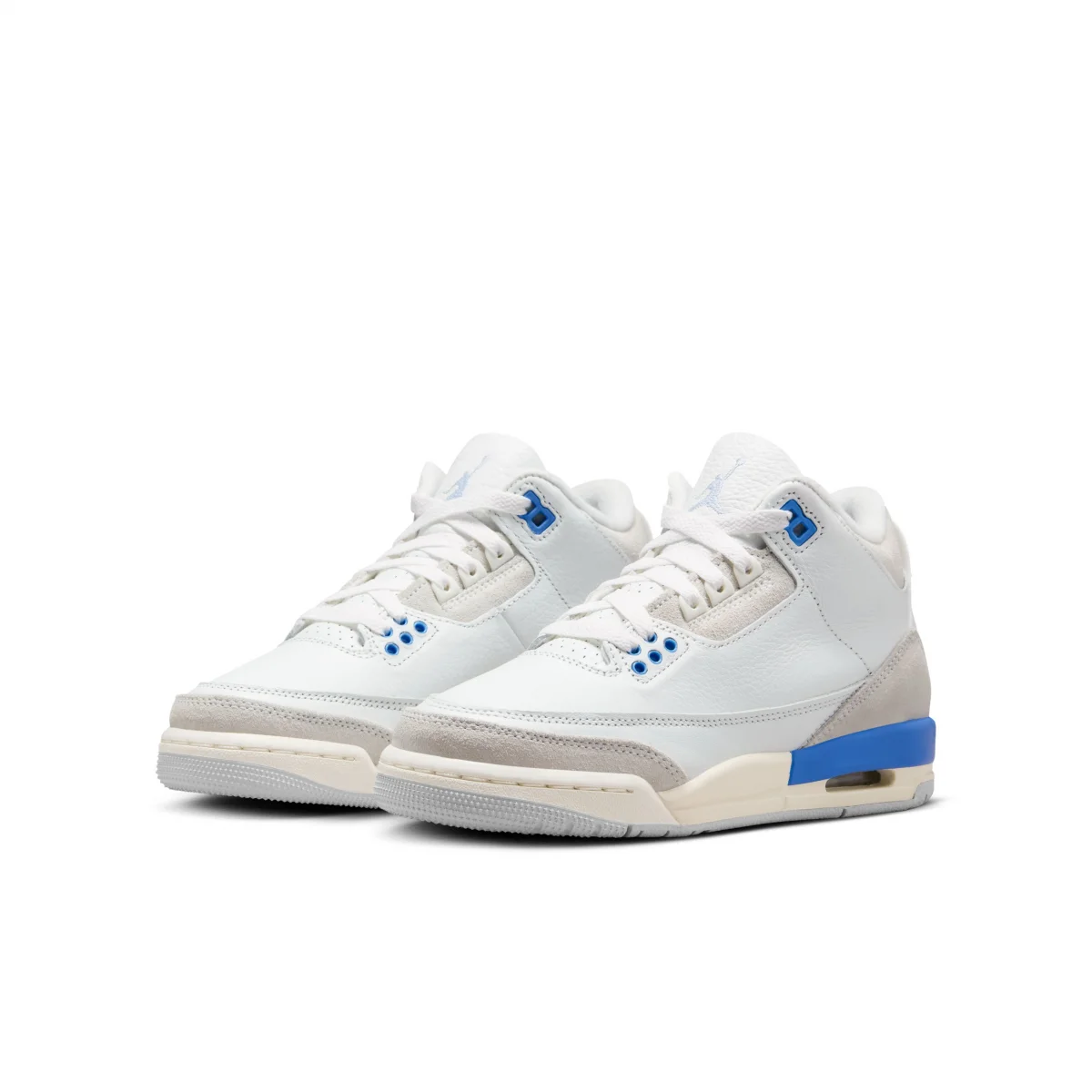 Air Jordan 3 Retro "Lucky Shorts"