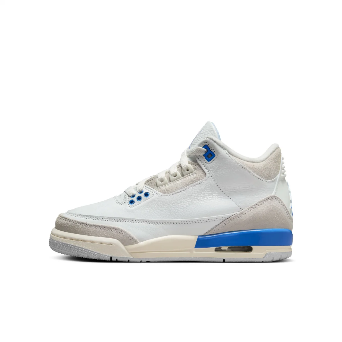Air Jordan 3 Retro "Lucky Shorts"