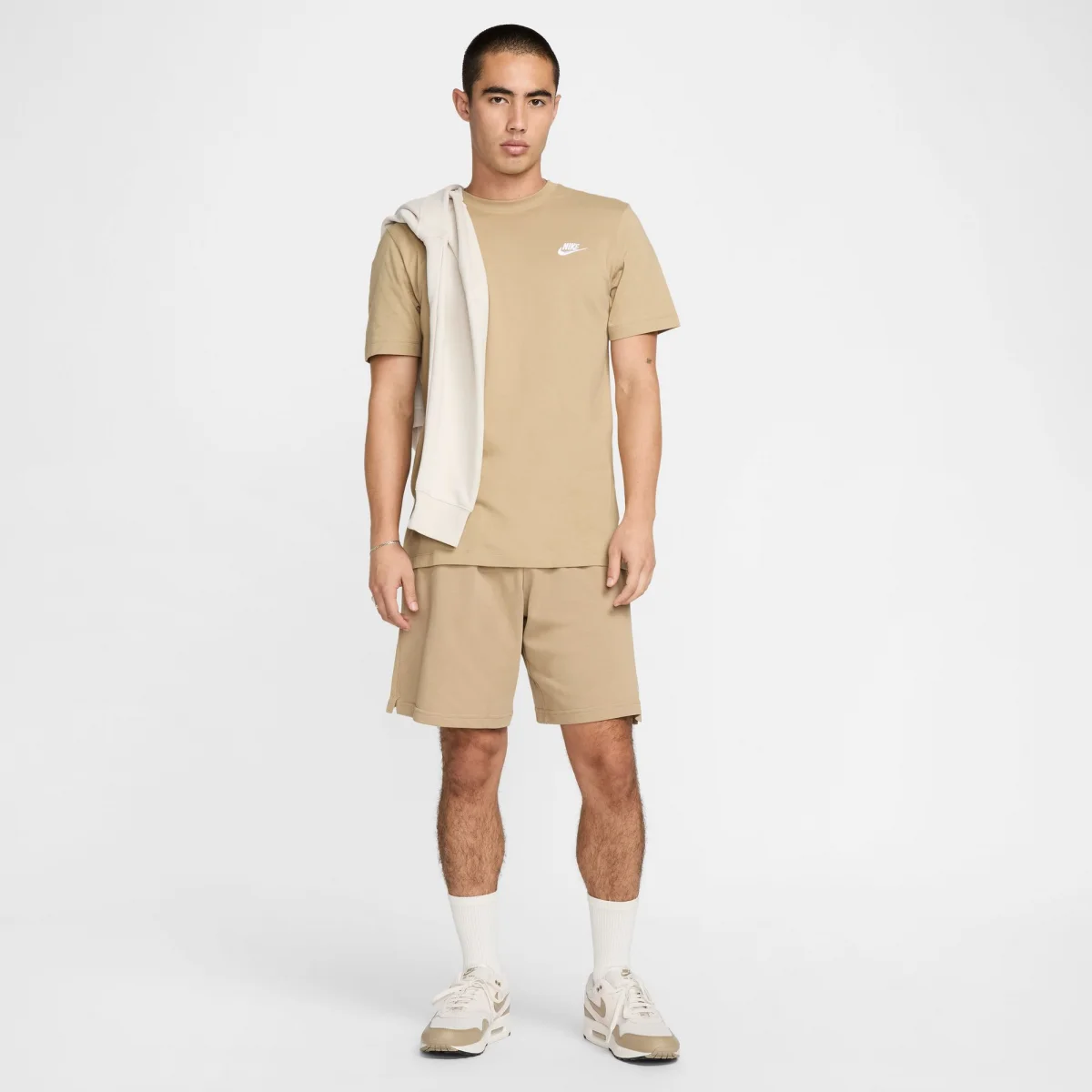 Nike Sportswear Club T-Shirt