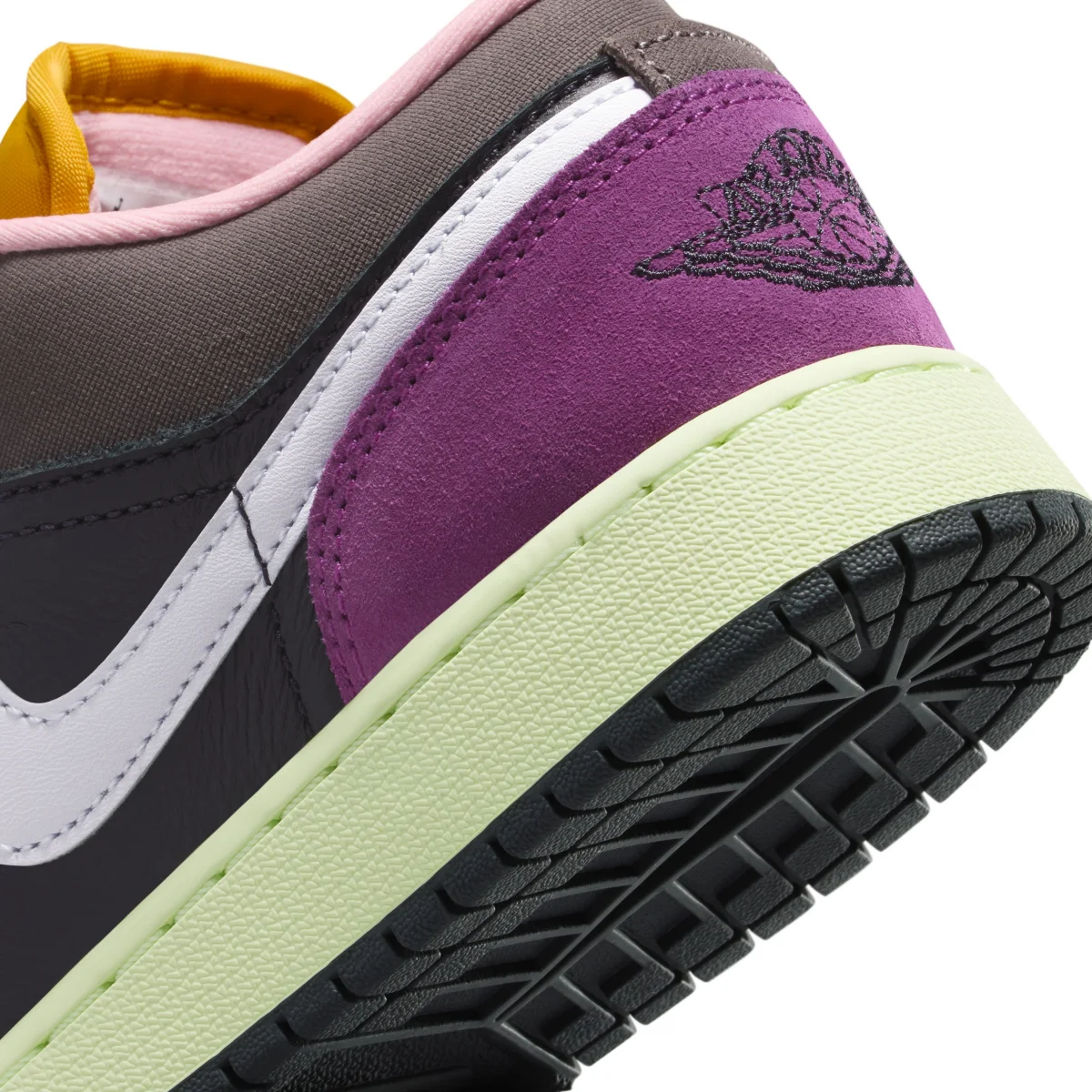 Air Jordan 1 Low SE