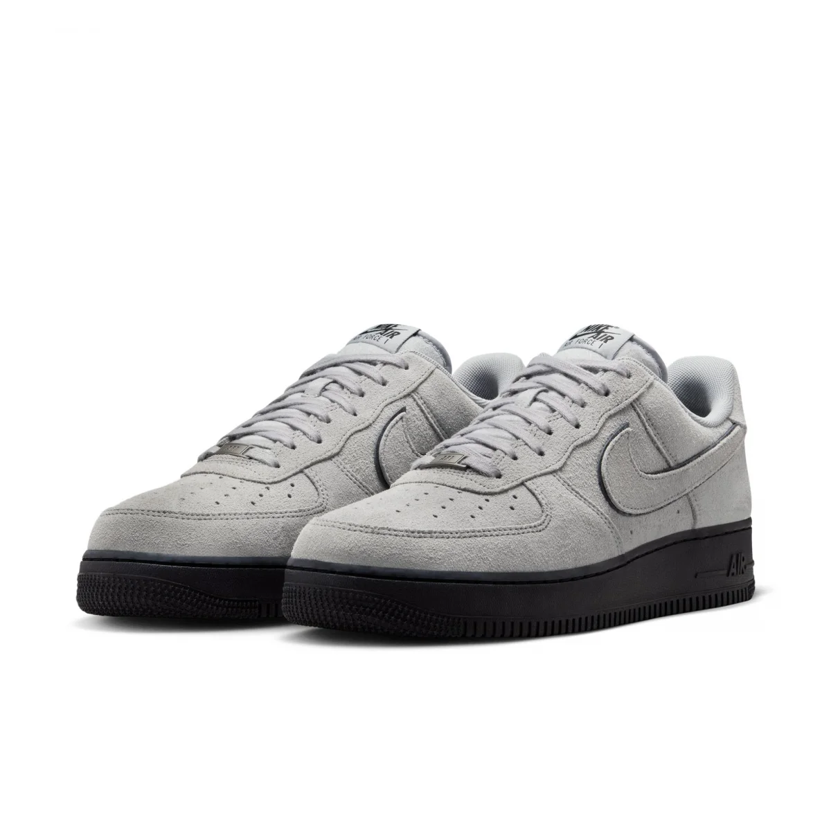 Nike Air Force 1 '07 LV8