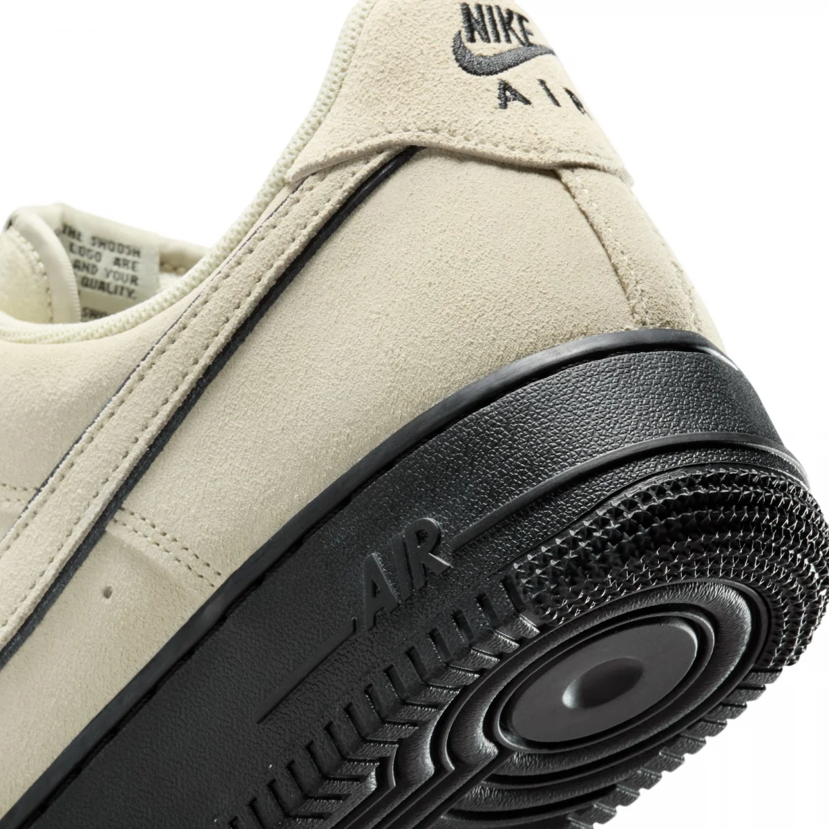 Nike Air Force 1 '07 LV8