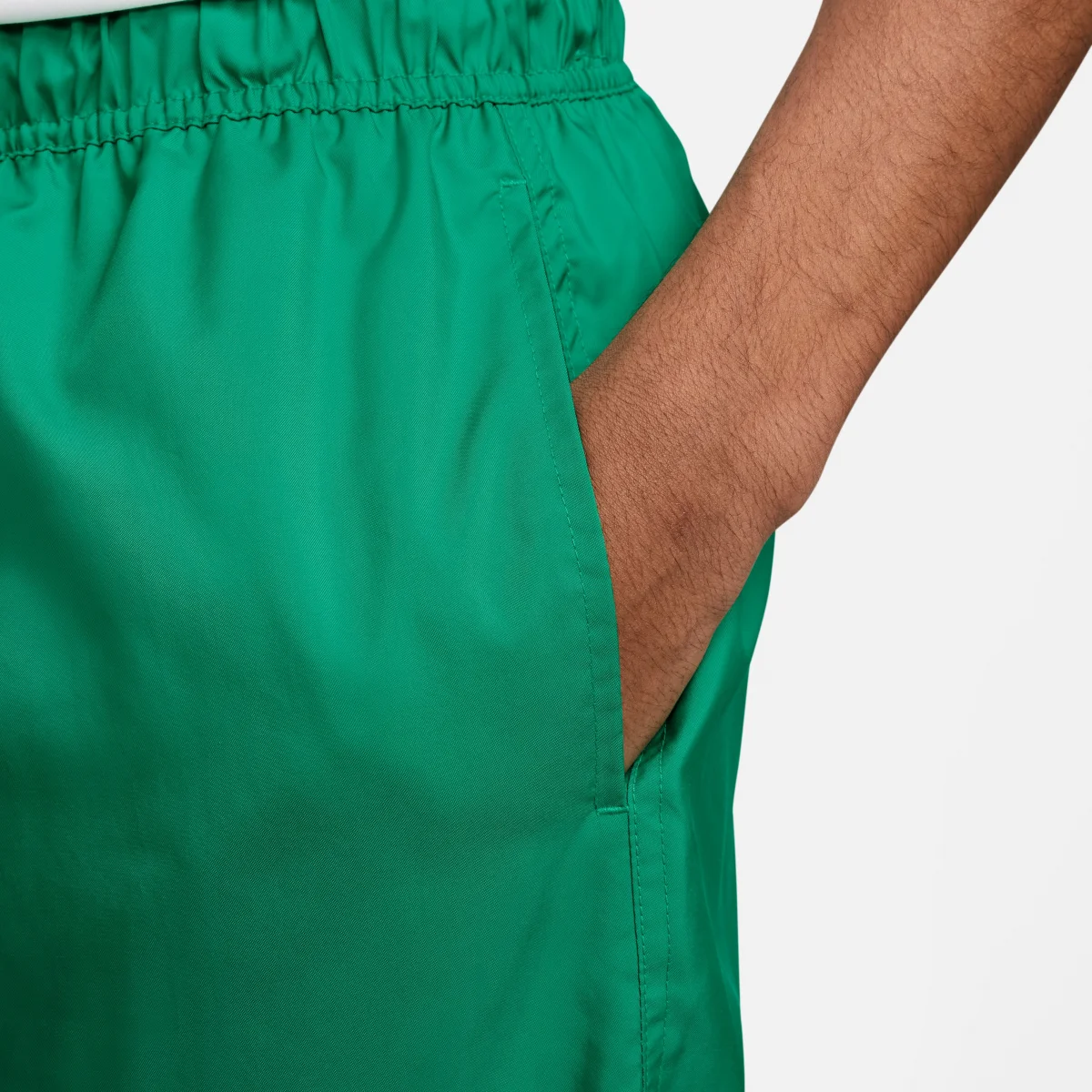 Nike Sports Wear Club Flow Shorts