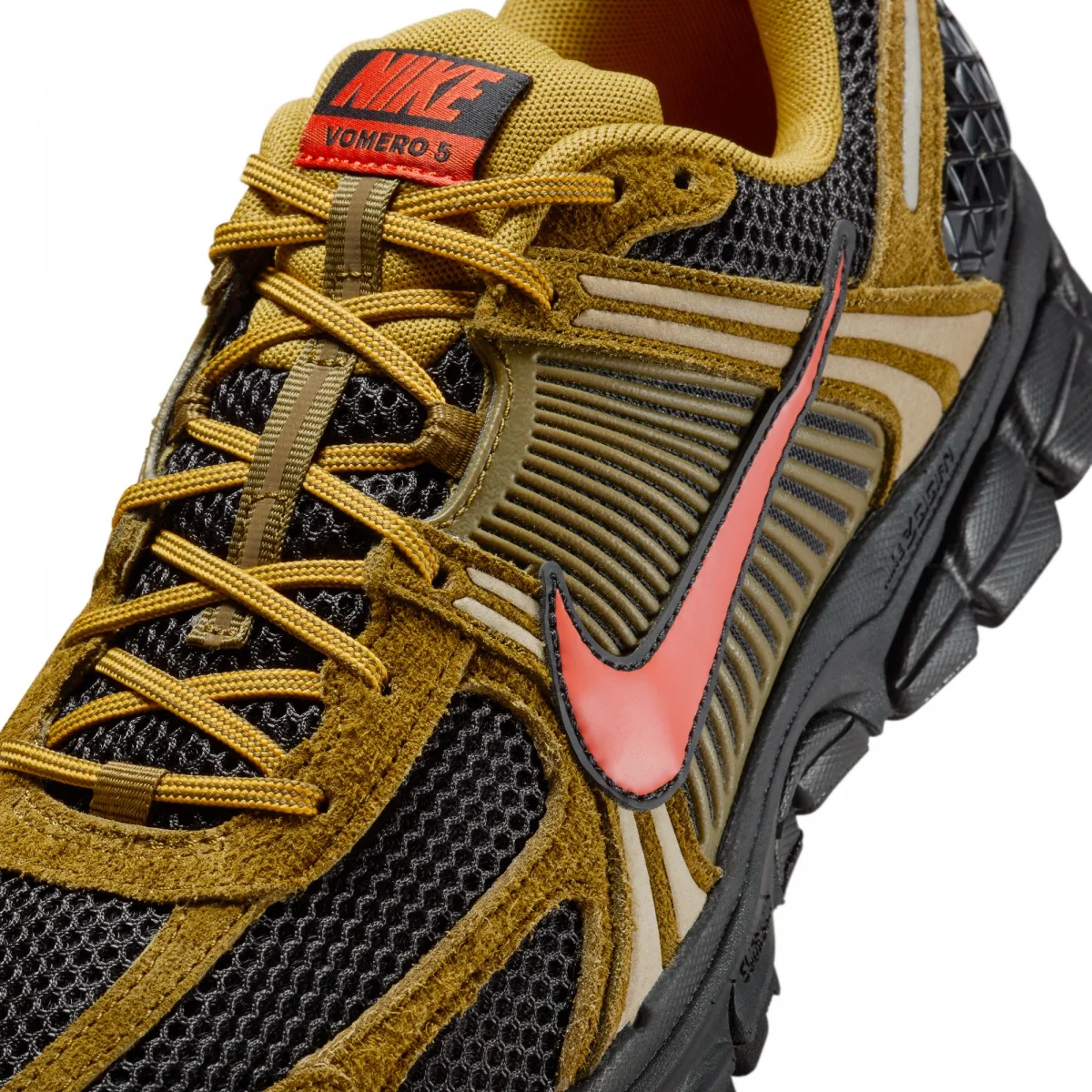 Nike Zoom Vomero 5 Premium