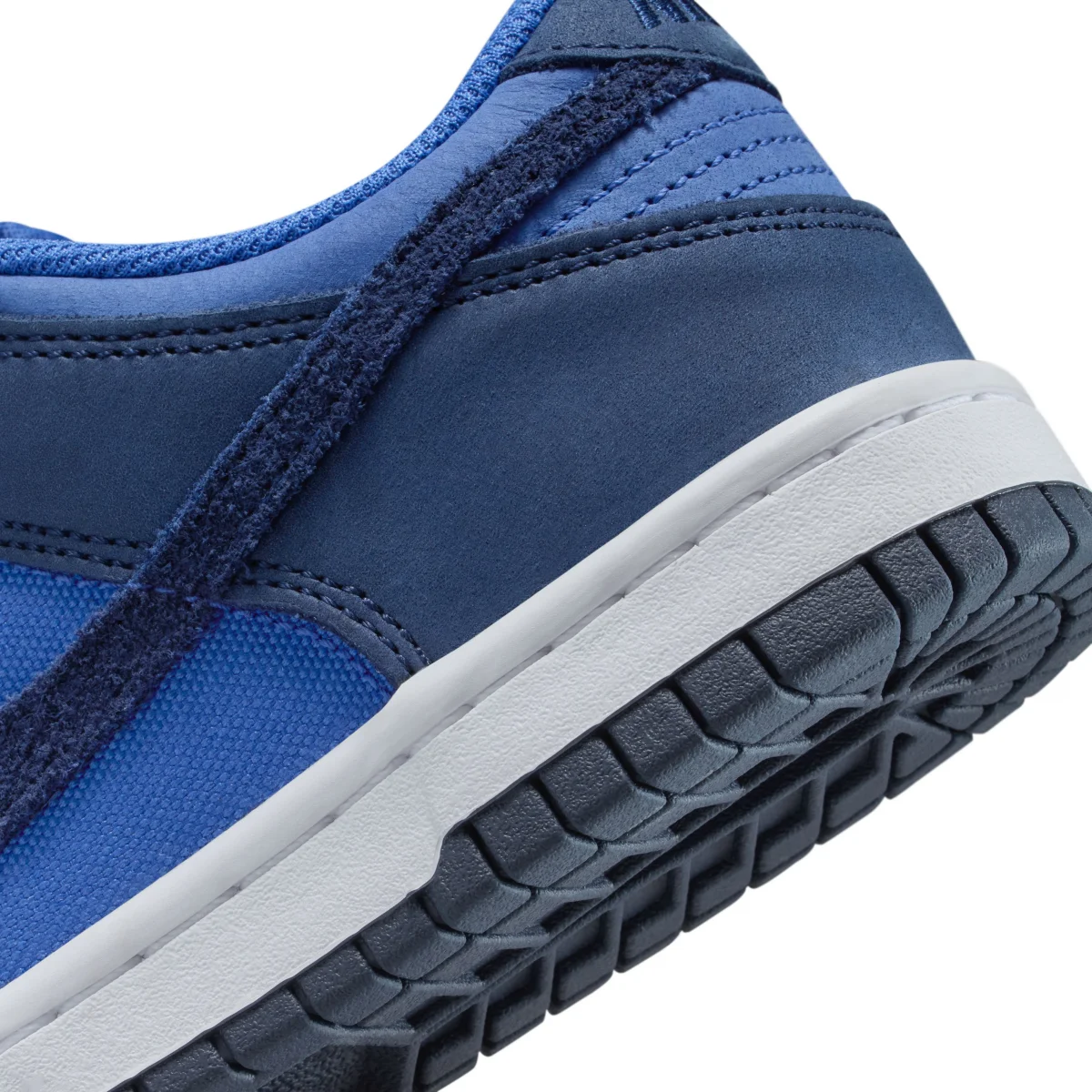 Nike Dunk Low SE