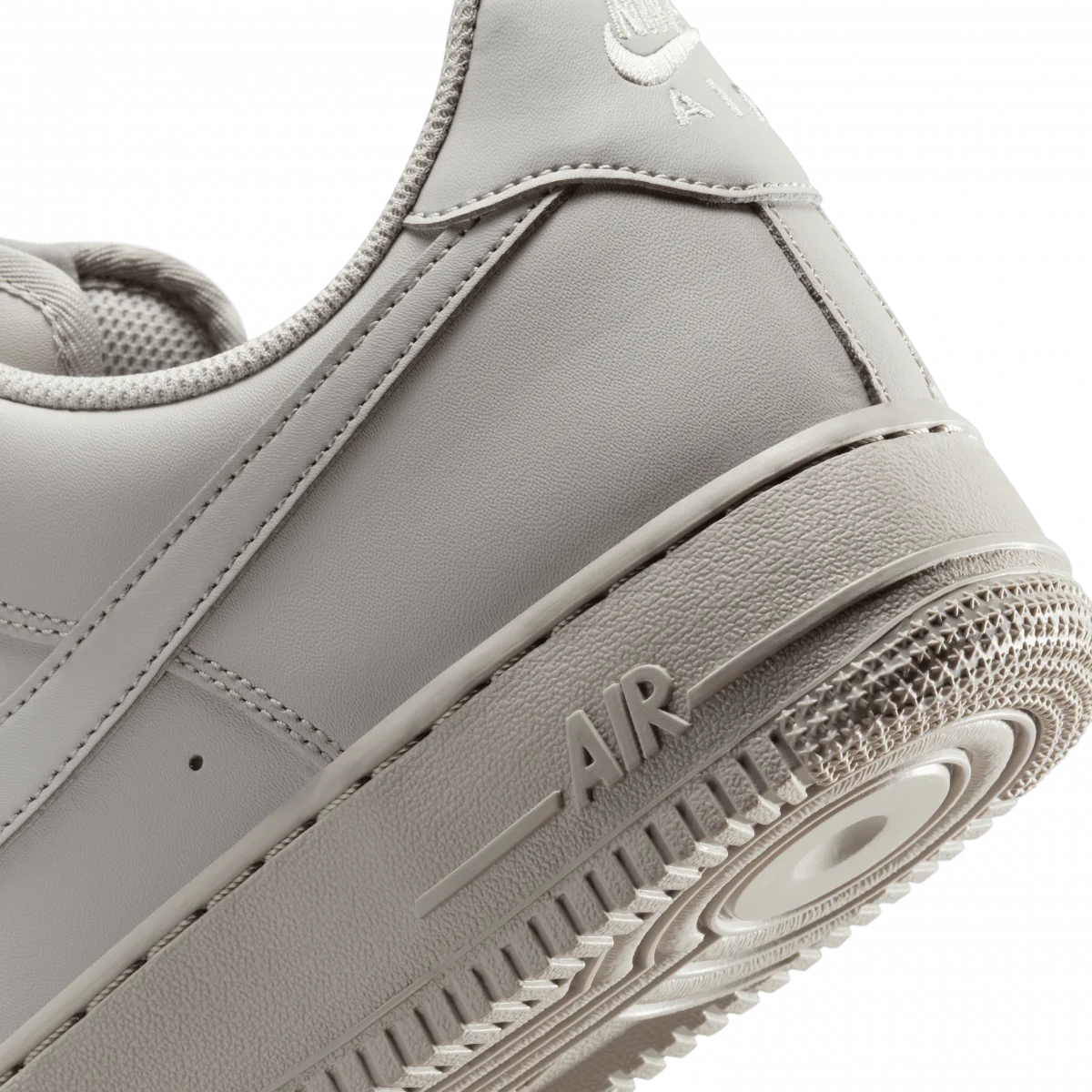 Nike Air Force 1 '07