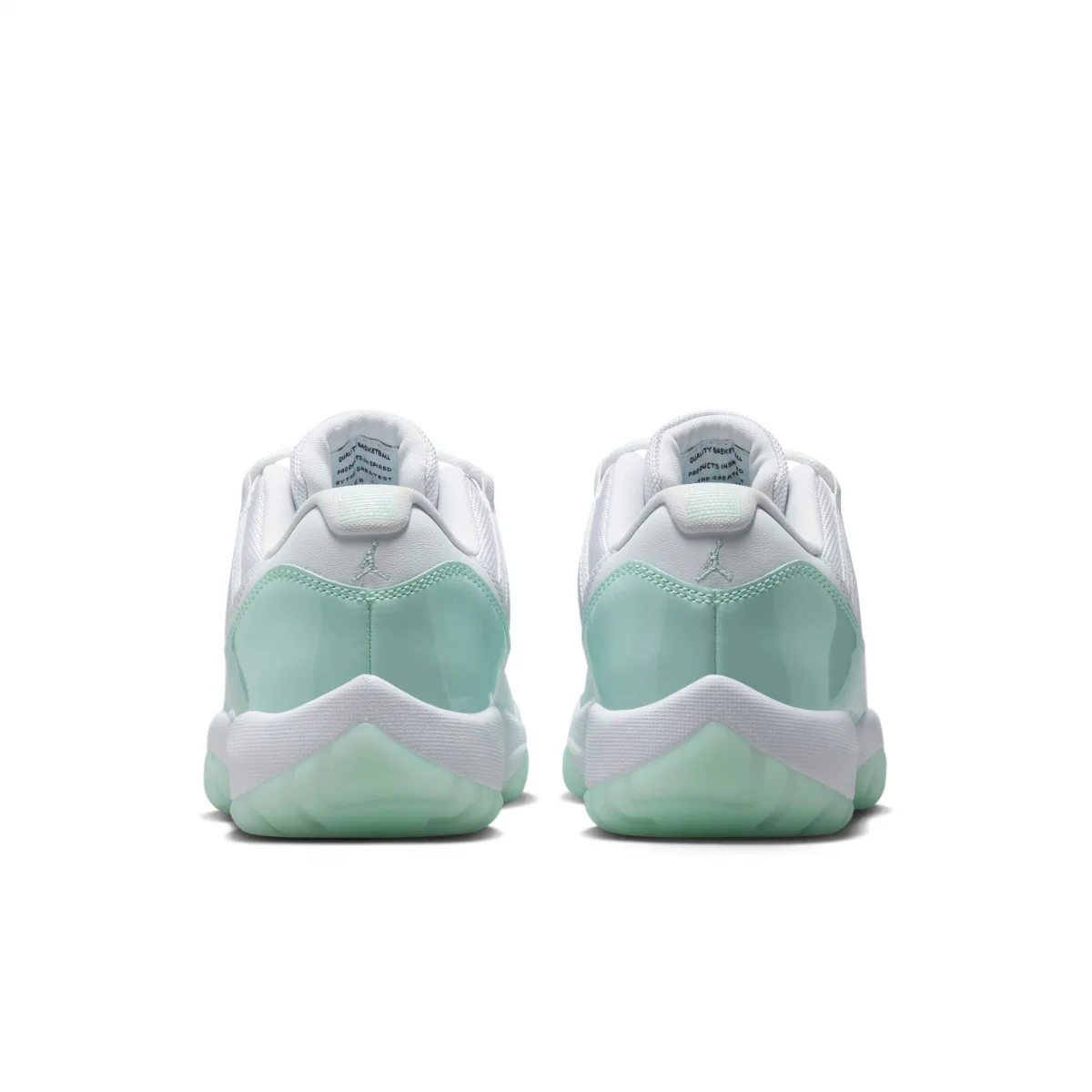 Air Jordan 11 Retro Low "Igloo"