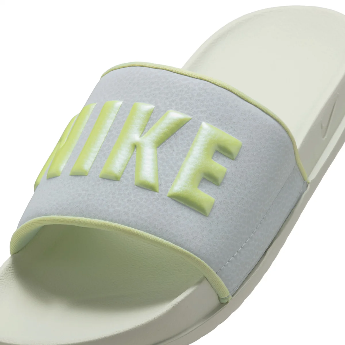 Nike Offcourt