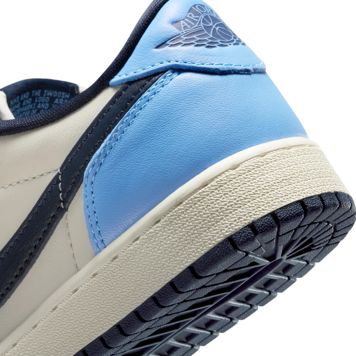 Air Jordan 1 Low OG "Obsidian"