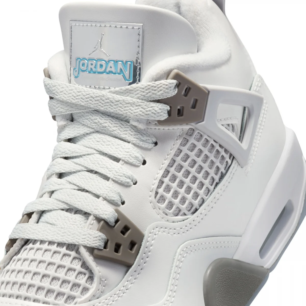 Air Jordan 4 Retro  "Blue Chill"