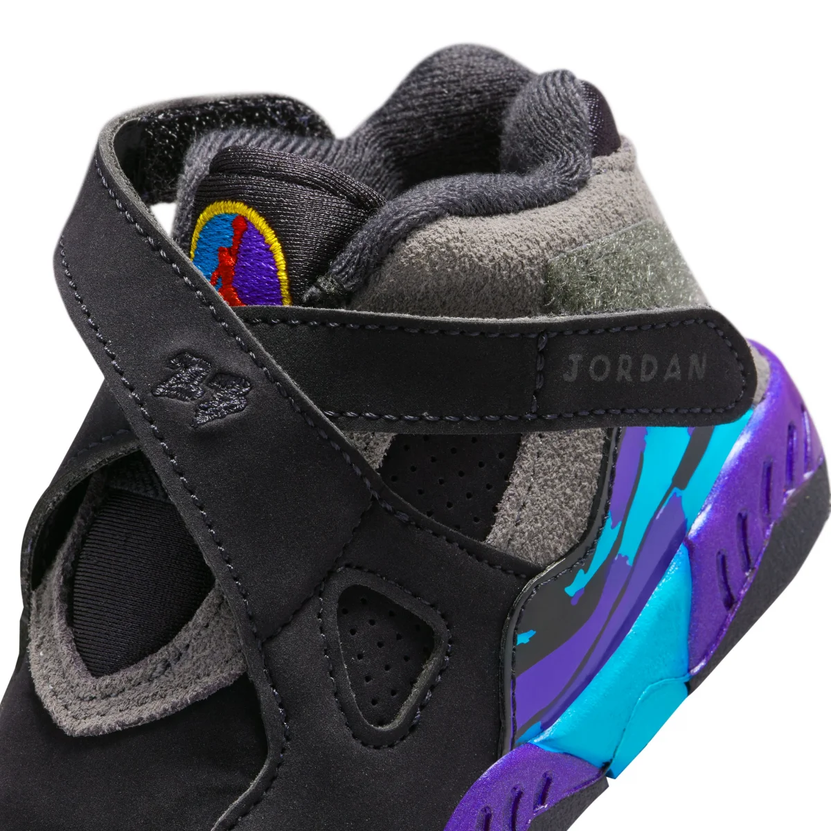Jordan 8 Retro