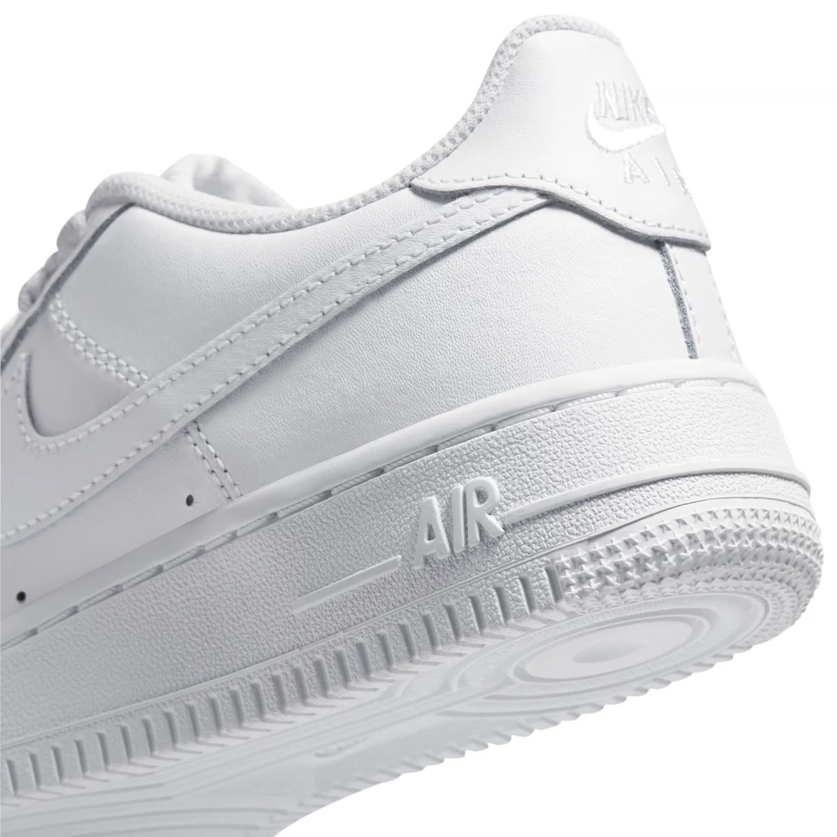 Nike Air Force 1 LE