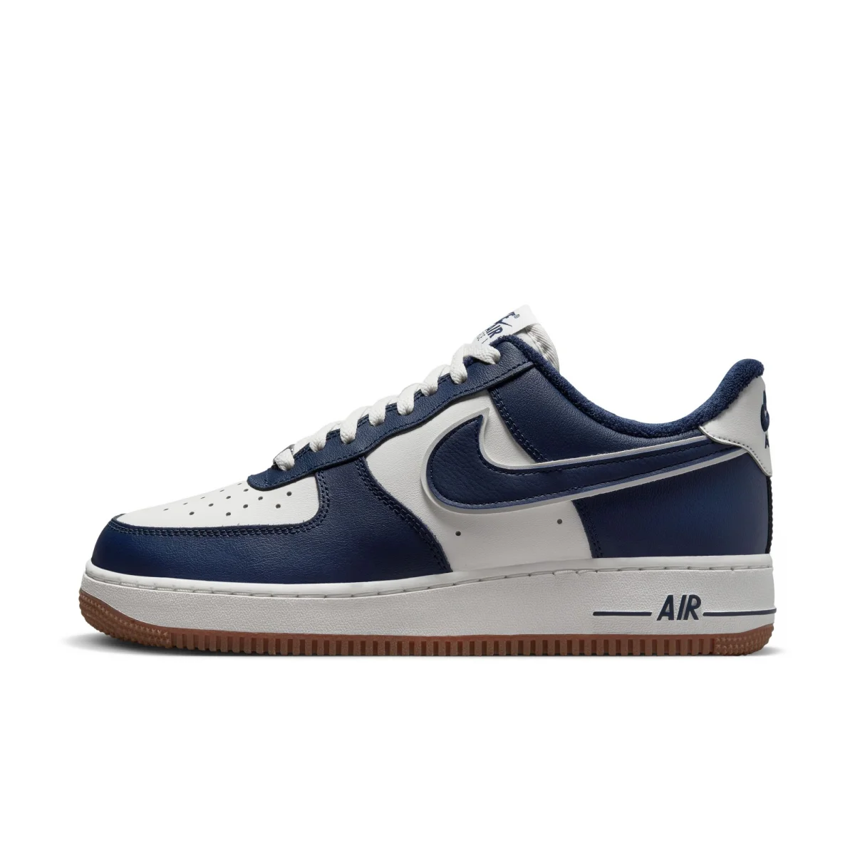Nike Air Force 1 '07 LV8