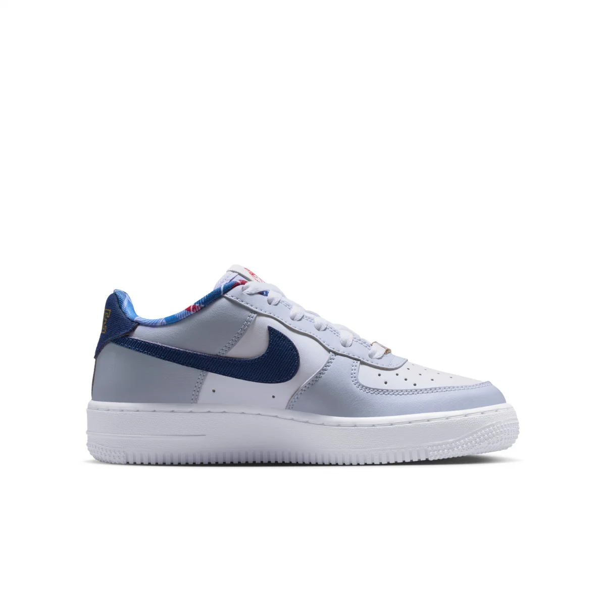 Nike Air Force 1 LV8