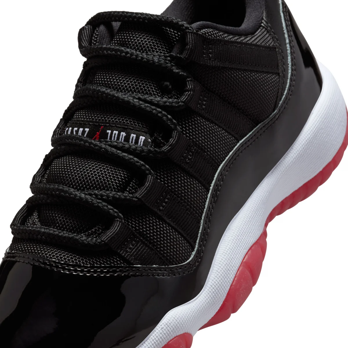 Air Jordan 11 Retro Low "Bred"