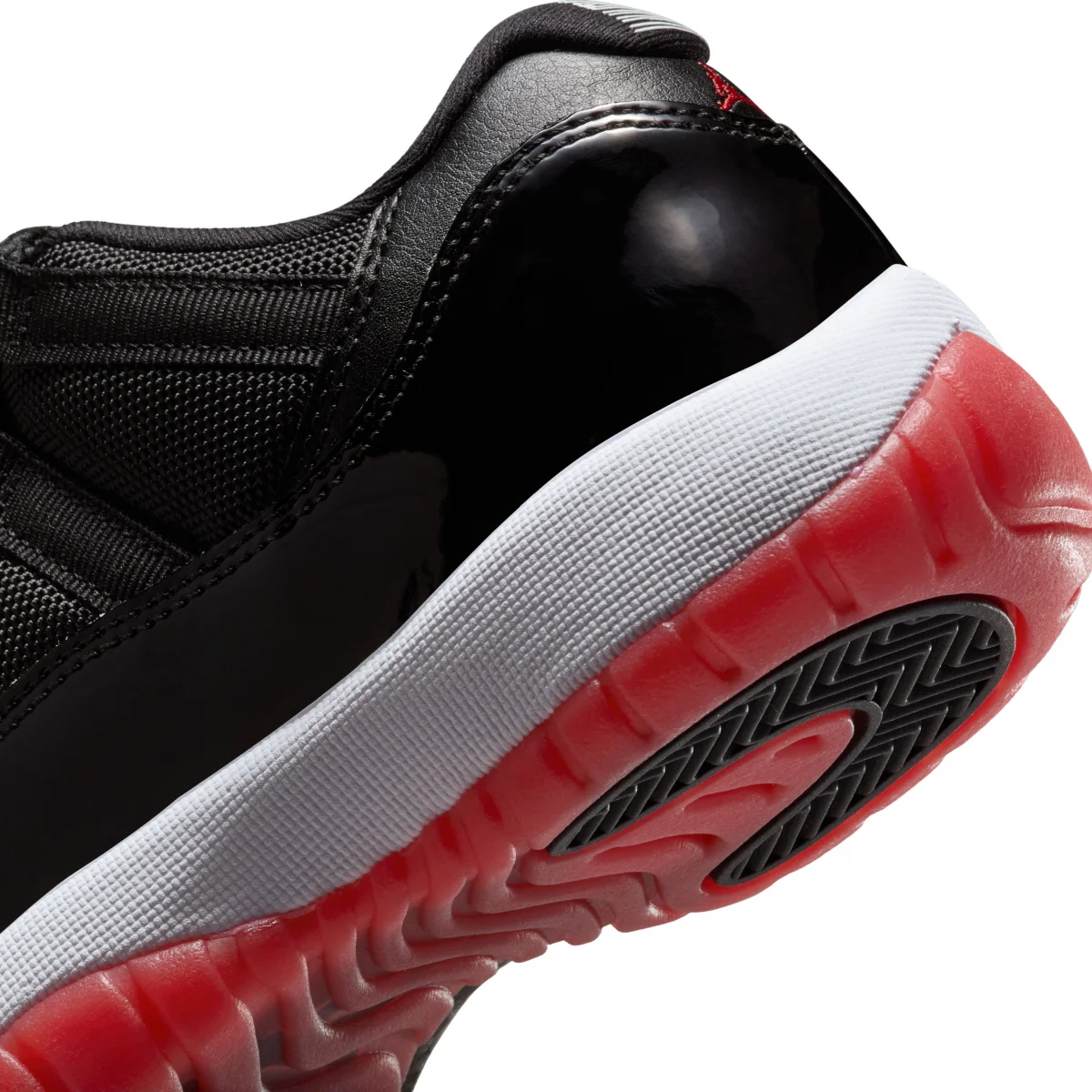 Air Jordan 11 Retro Low "Bred"