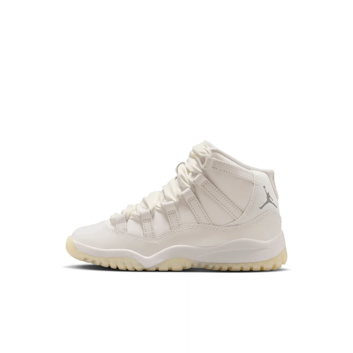 Jordan 11 Retro "Pearl"
