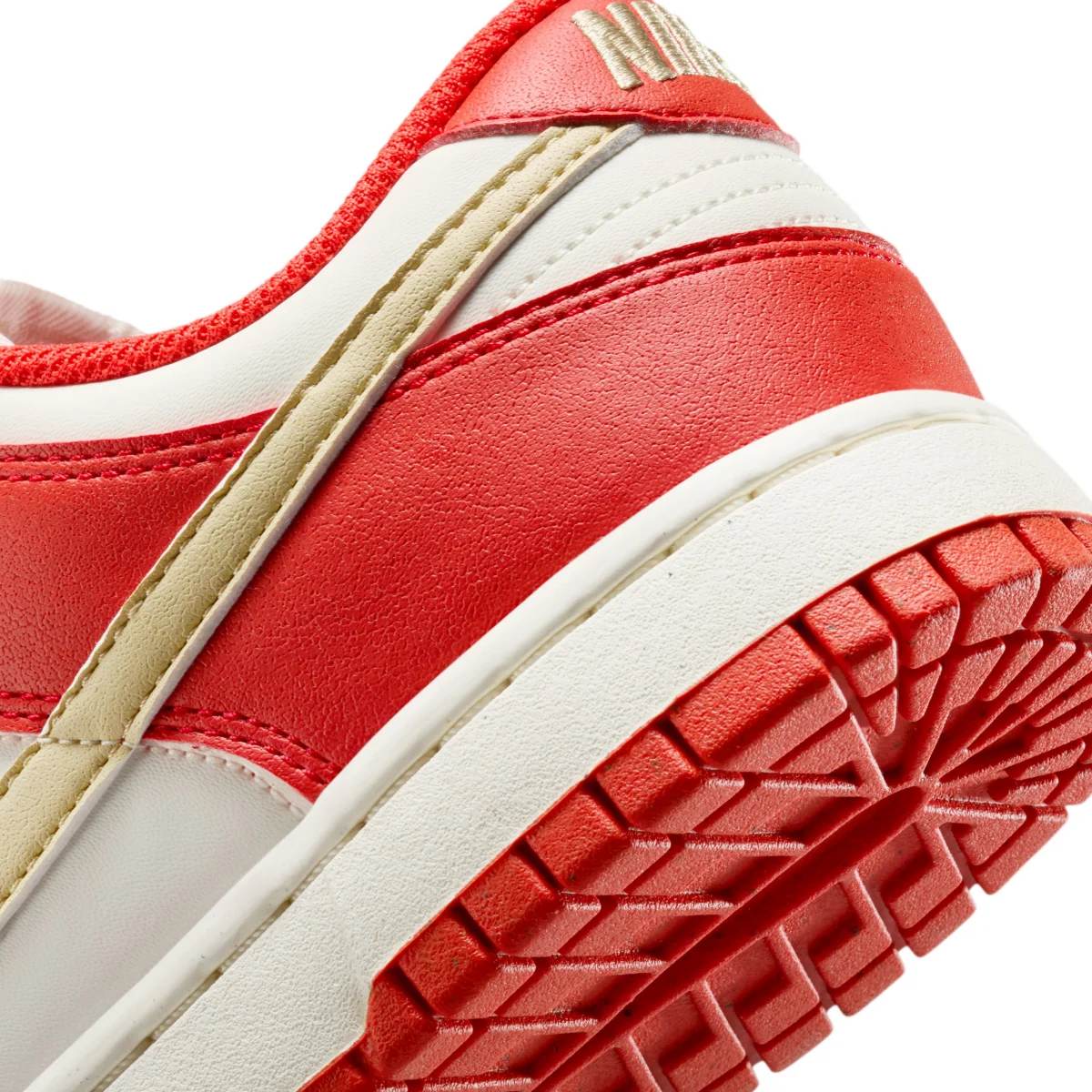 Nike Dunk Low Next Nature