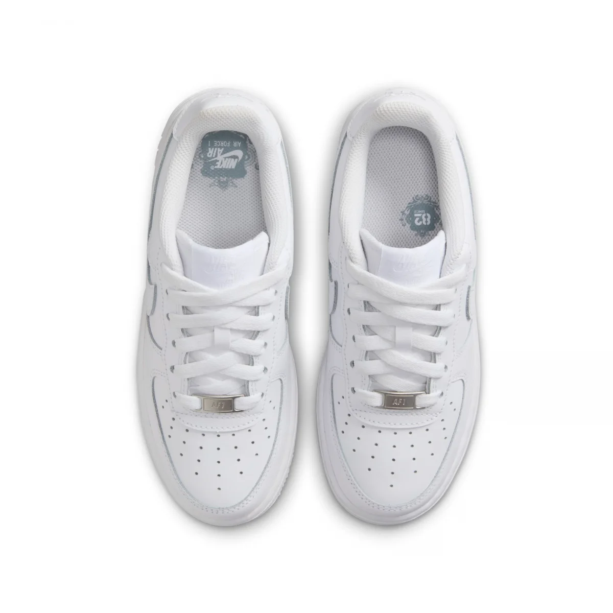 Nike Air Force 1 LE