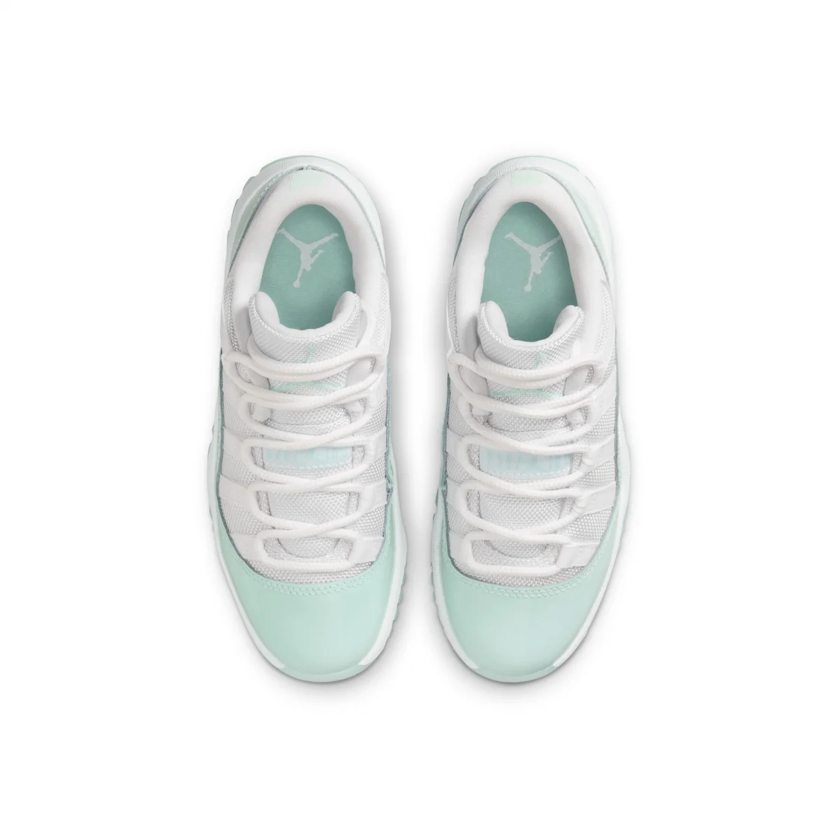 Jordan 11 Retro Low 