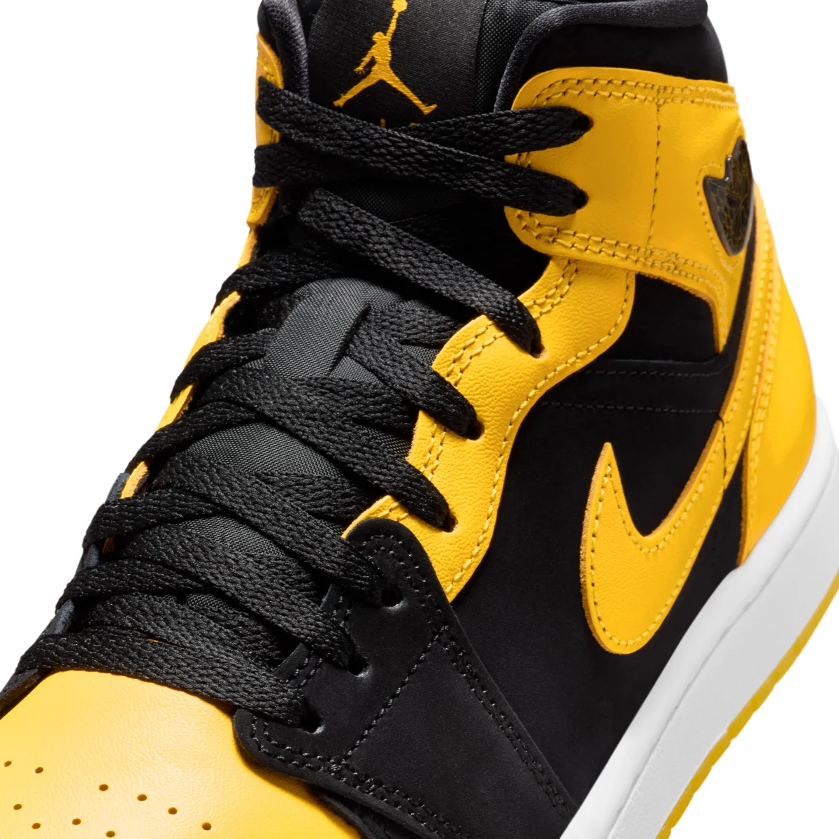 Air Jordan 1 Mid SE