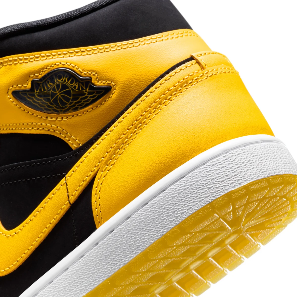 Air Jordan 1 Mid SE
