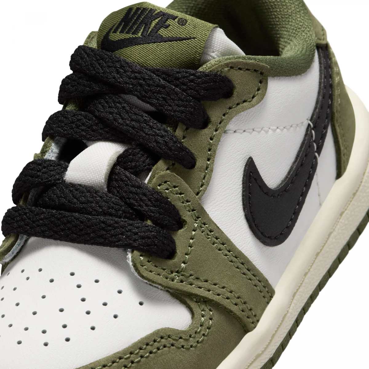 Air Jordan 1 Retro Low OG "Medium Olive"