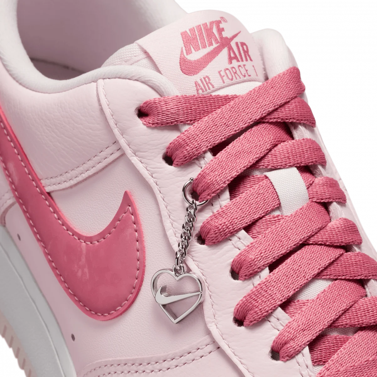 Nike Air Force 1 '07