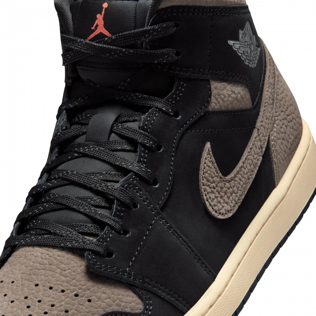 Air Jordan 1 Mid SE